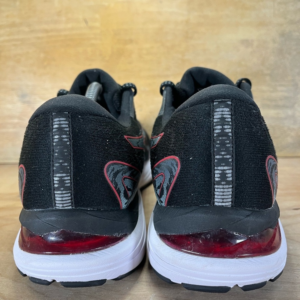 Asics Gel Cumulus 23 Mens Size 13 Running Shoes Sneakers Black Red 1011B012 - Picture 5 of 11